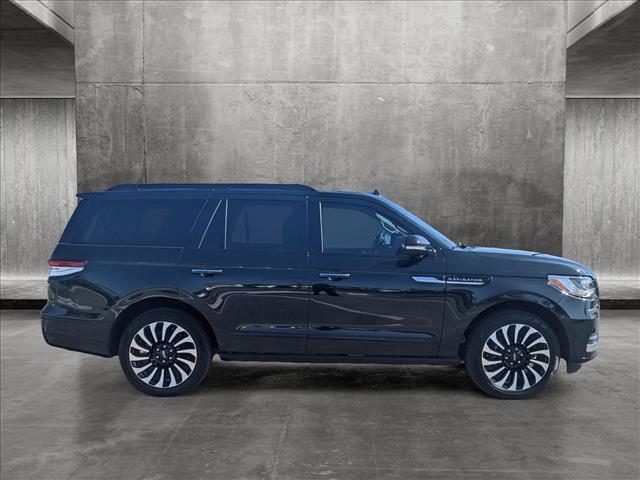 2023 lincoln navigator black label