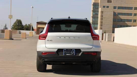 2024 Volvo XC40