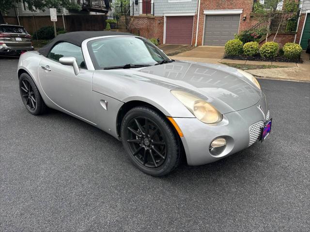 2006 pontiac solstice base 2dr convertible