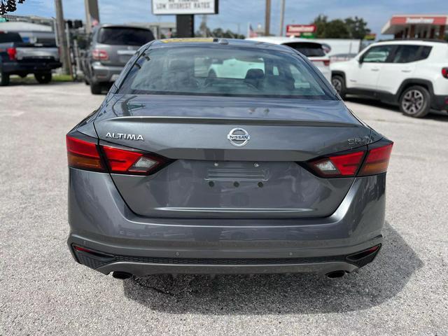 2020 nissan altima sr fwd
