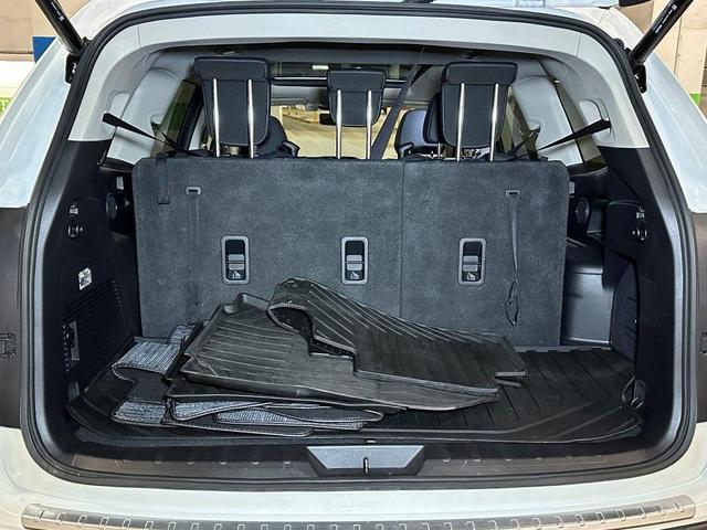 2022 subaru ascent touring 7-passenger