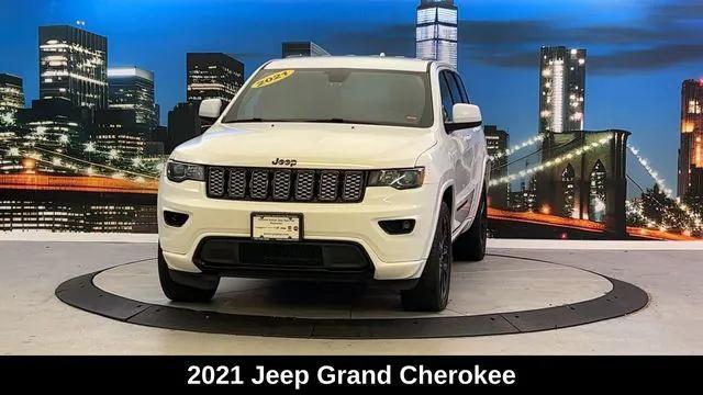 2021 jeep grand cherokee laredo