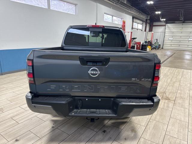 2024 nissan frontier sl