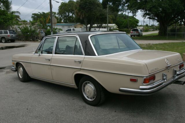 1971 mercedes benz 300sel 6.3 w109 original and unmolested