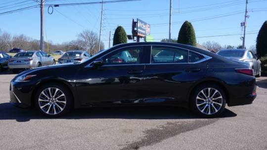 2019 Lexus ES