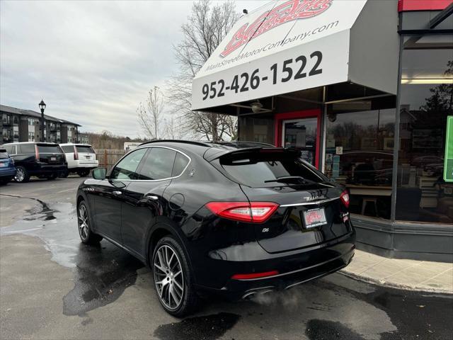 2017 maserati levante s