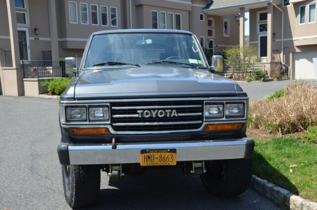 1989 toyota fj-62 landcruiser