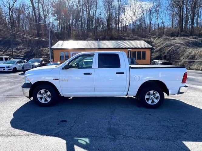 2018 ram 1500 crew cab st 4x4 crew cab 5.6 ft. box 140 in. wb in knoxville, tennessee