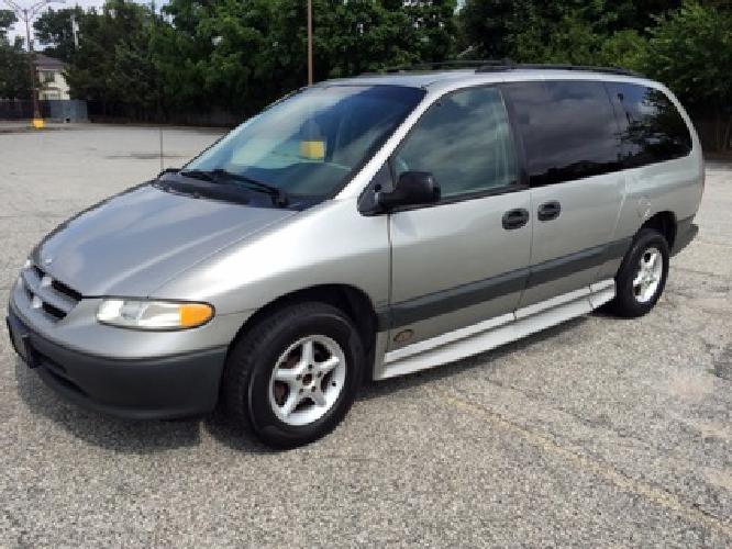 1996 dodge grand caravan entervan wheelchair van for sale in westbury, ny