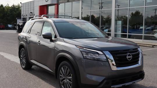 2024 Nissan Pathfinder sl