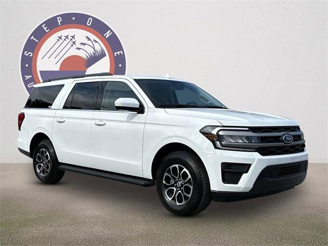 2023 ford expedition xlt max