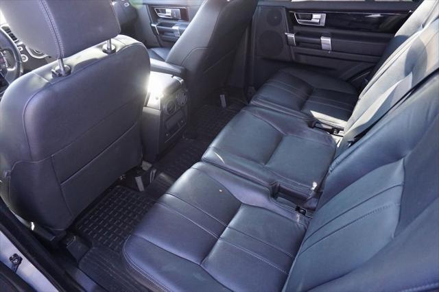 2015 land rover lr4 base
