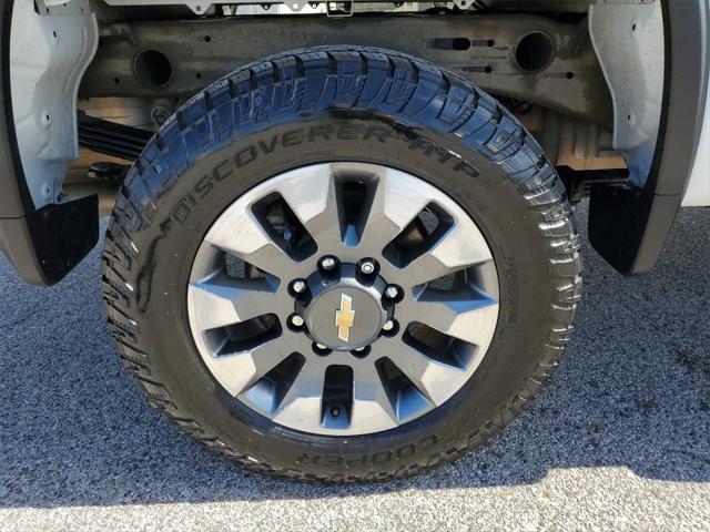 2022 chevrolet silverado 2500 custom