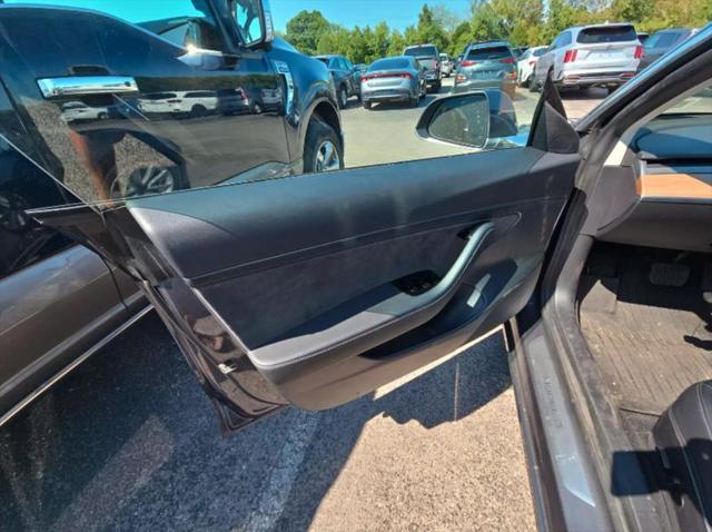 2020 tesla model 3 standard range
