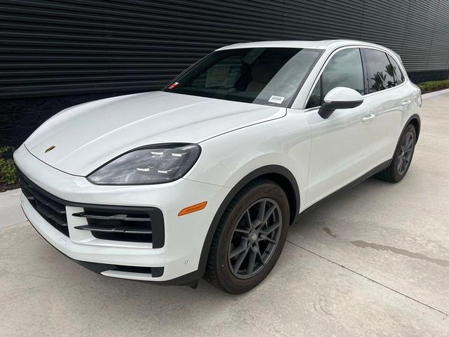 2024 porsche cayenne base