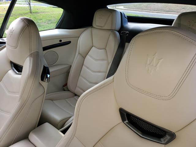 2017 maserati granturismo sport