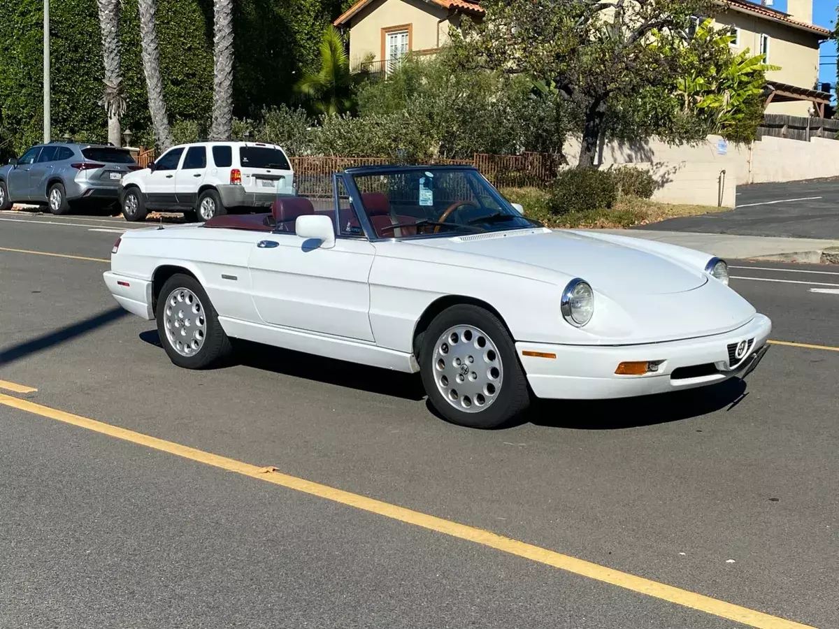 1991 alfa romeo spider veloce rare color combinations! low miles garage kept !