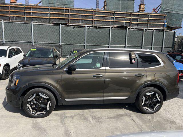 2023 kia telluride s