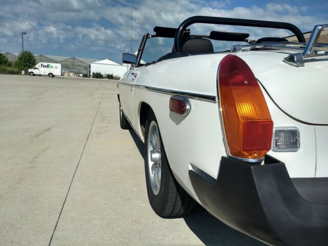 1977 mgb- rust free-a driver enthusiast car. has all the fun stuff! nice