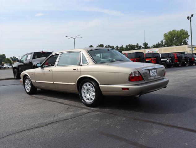 1998 jaguar xj base