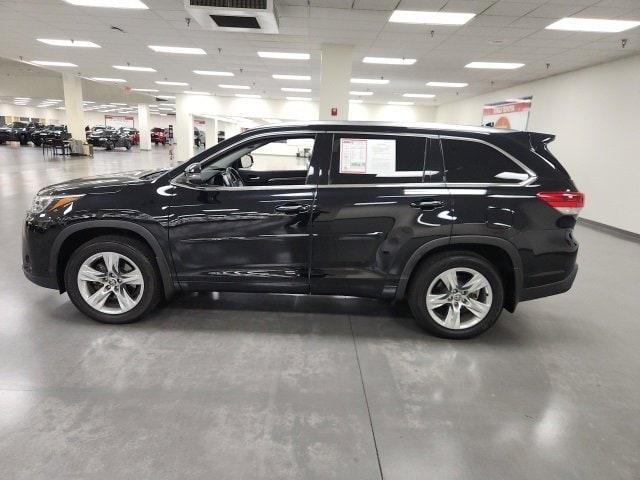 2018 toyota highlander limited