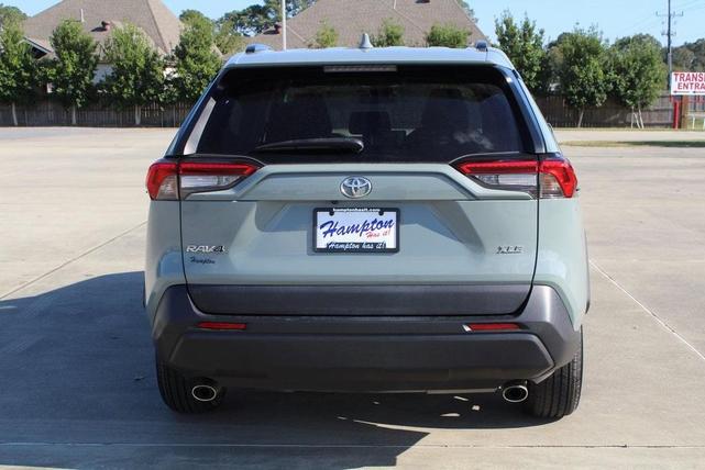 2021 toyota rav4 xle