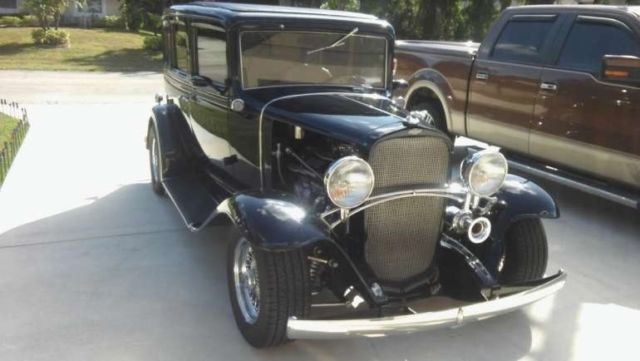 1932 chevrolet sedan new engine 350 cid v8 gasoline 3-spd automatic dvd florida