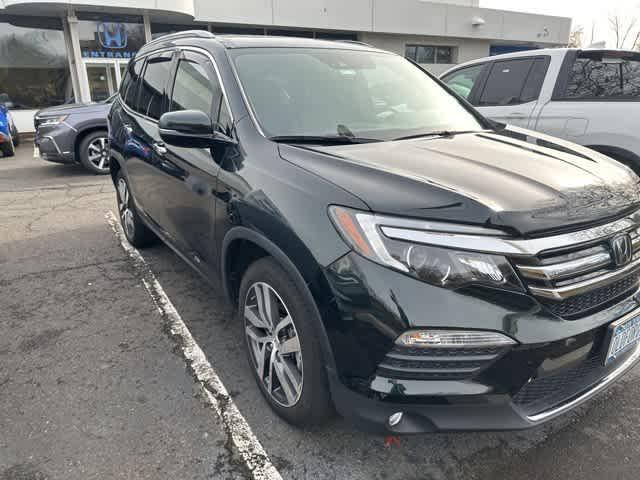 2017 honda pilot elite
