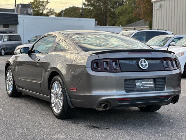 2013 ford mustang v6