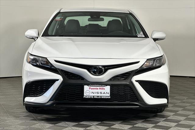 2023 toyota camry se