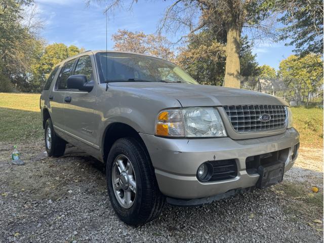 2004 ford explorer xlt