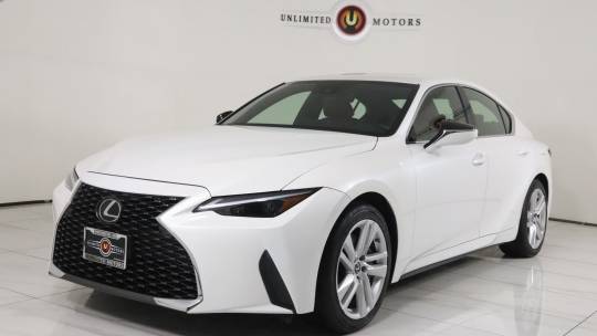 2021 Lexus IS