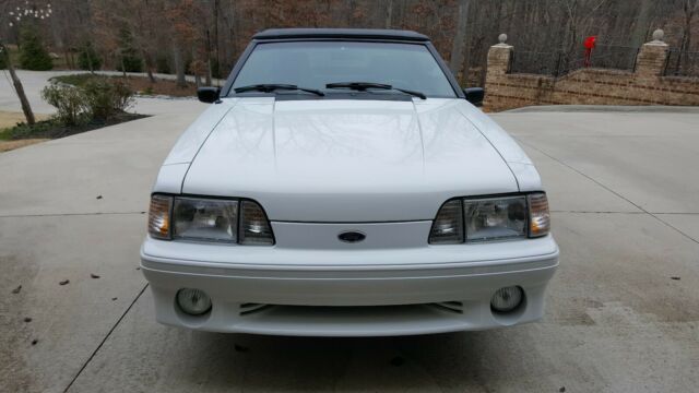 1988 ford mustang gt convertible low miles never in the rain mint!!!! look!!!!!!