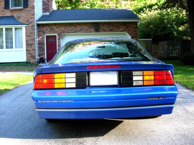 1989 chevrolet camaro iroc z28 coupe l98 350 v8