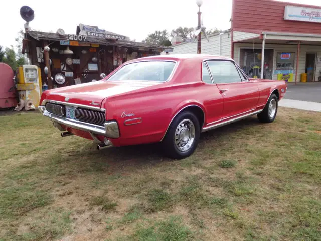 1968 mercury cougar 302 2 brl, c4 automatic transmission nice car