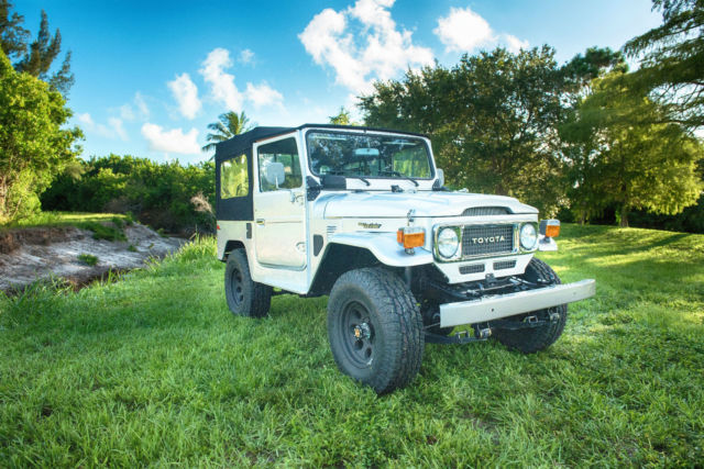 fully restored toyota land cruiser fj40 silver edittion bolt/nut rest hj45 bj40