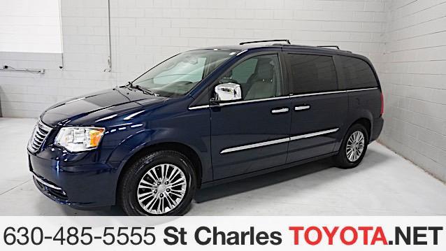 2014 chrysler town & country touring-l