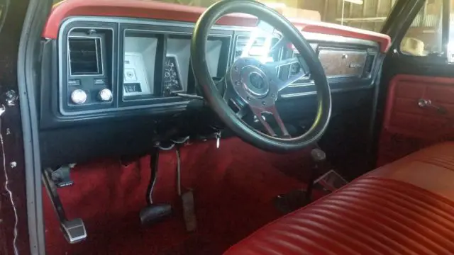 1979 ford f150 4x4 short bed , step side restored