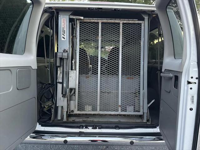 2008 ford e350 super duty xl wagon