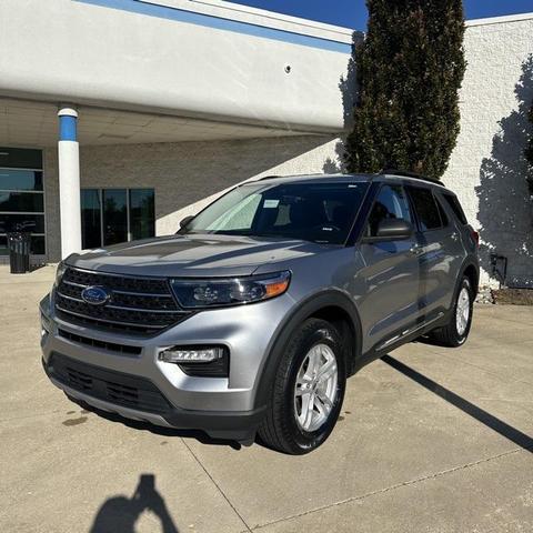 2022 ford explorer xlt