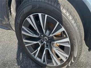 2022 Volvo XC90 t5 momentum