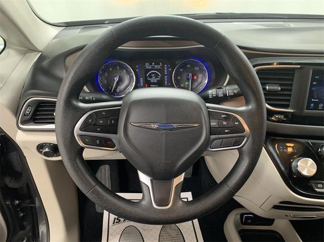 2020 chrysler voyager l
