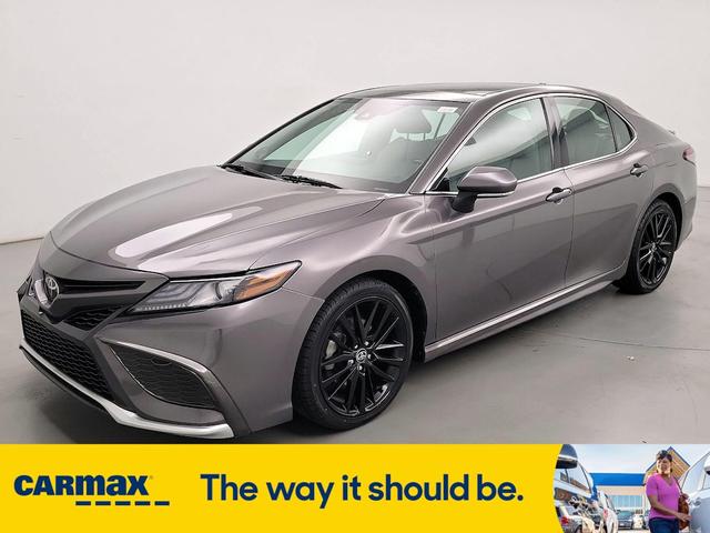 2022 toyota camry xse