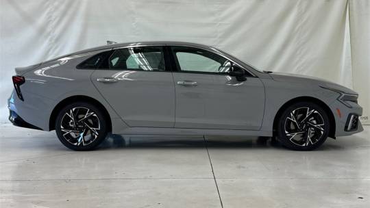 2025 Kia K5