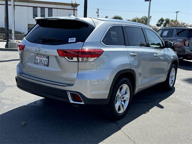 2019 toyota highlander limited