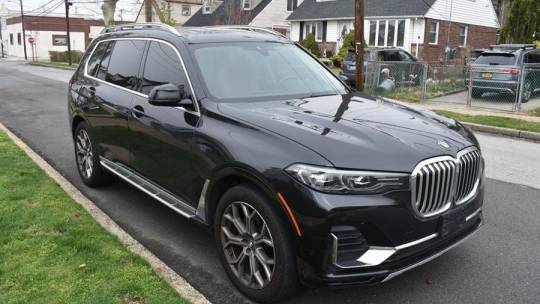 2022 BMW X7