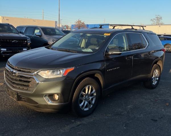 2018 chevrolet traverse lt cloth