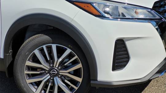 2024 Nissan Kicks