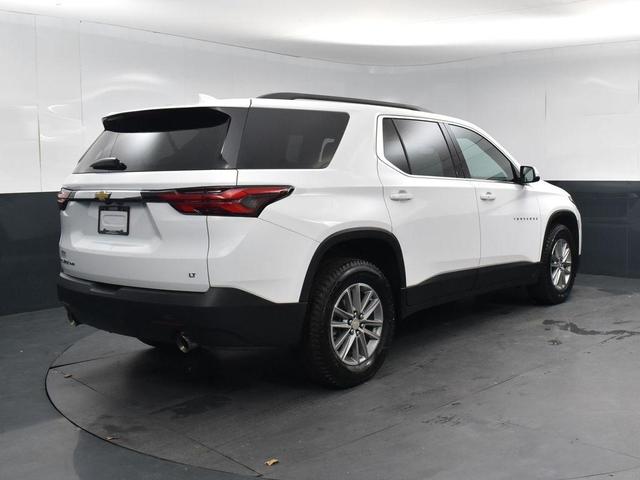 2022 chevrolet traverse lt leather