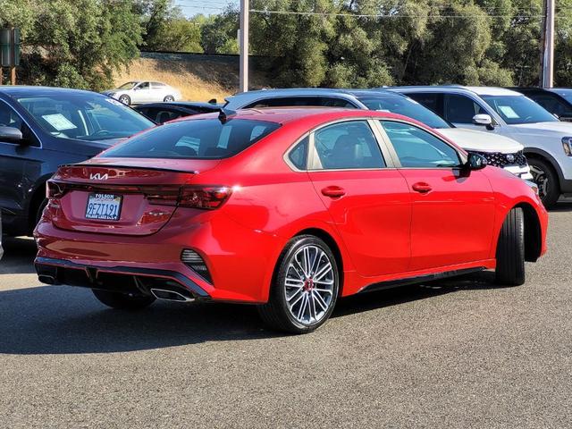 2023 kia forte gt